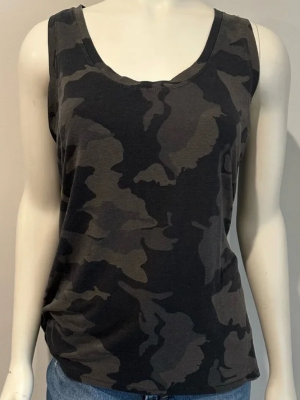 prana cozy up tank,  medium, camo (black & gray)